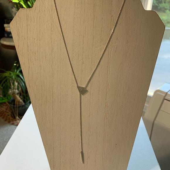 Jewelry - Elegant Silver Plated Lariat Necklace